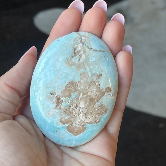 Caribbean Calcite Palm Stone - Picture 1 of 5